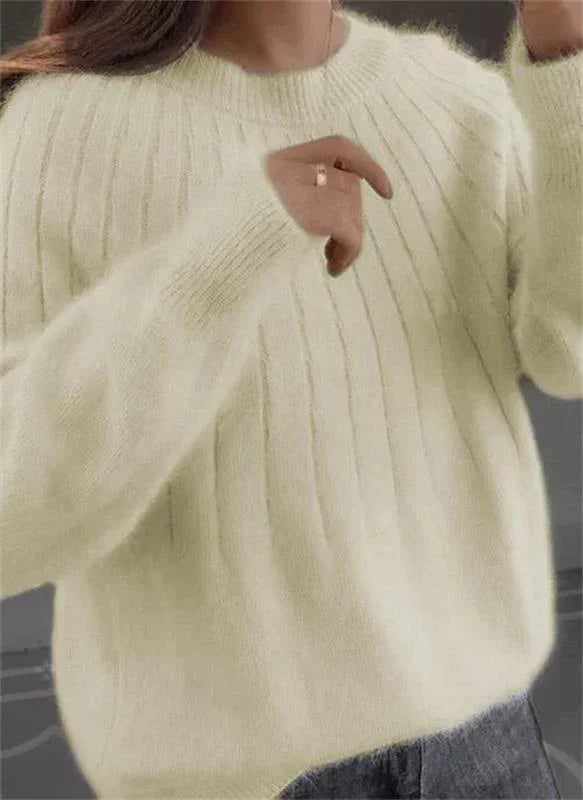 Soft Cashmere Knit Sweater - Selene 4
