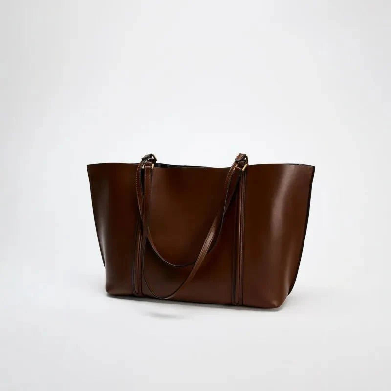 Lydia Stylish spacious handbag