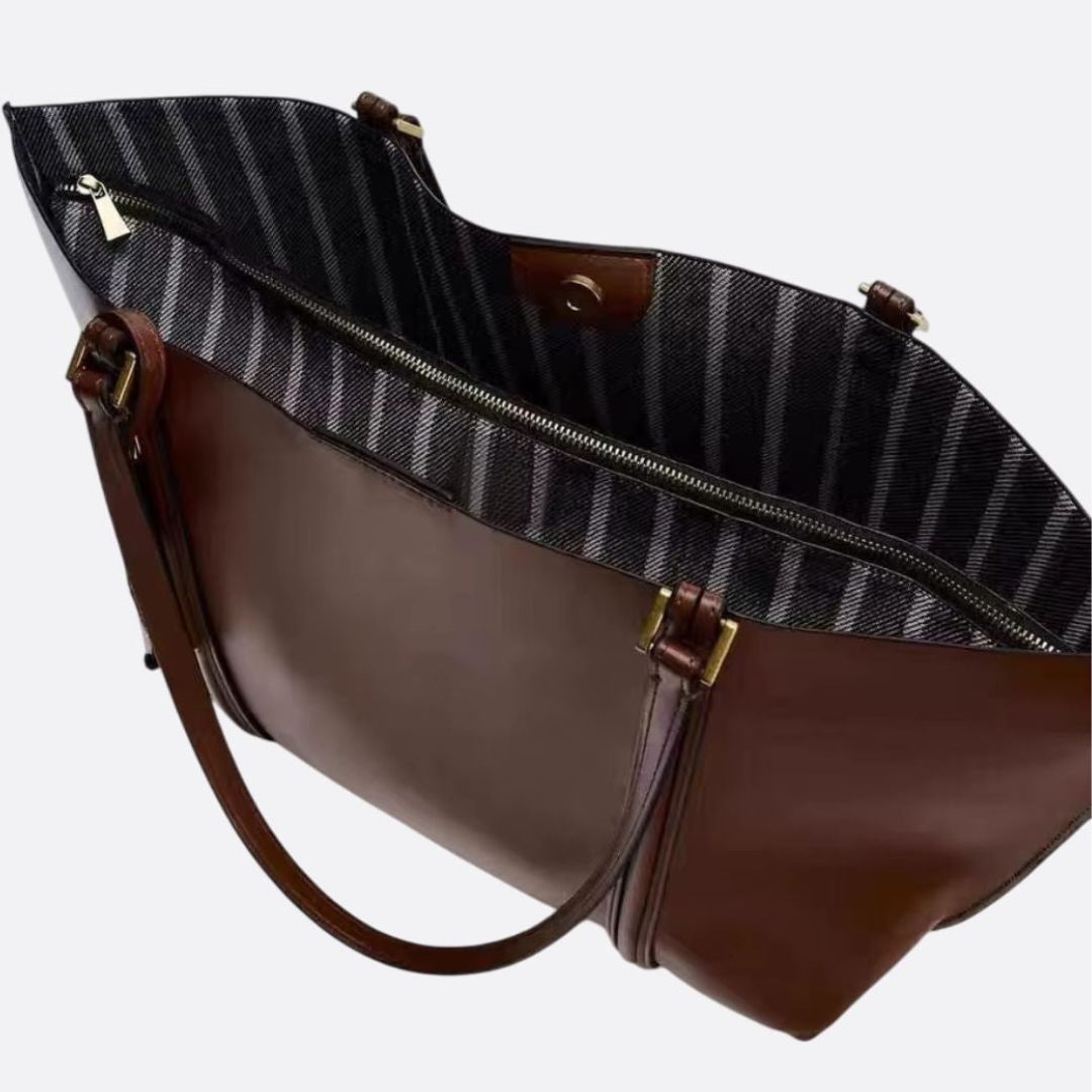 Lydia Stylish spacious handbag